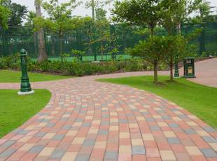 雙龍水泥制品有限公司與新時(shí)代發(fā)展同行，共建美麗城市